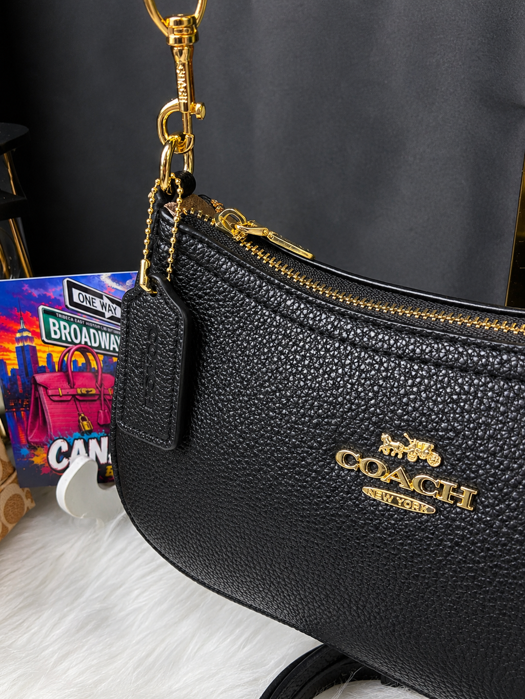 C.oach Black Leather Shoulder Bag 🖤 ✨